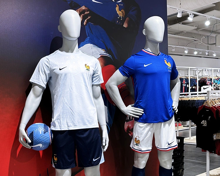 bink sport window mannequins