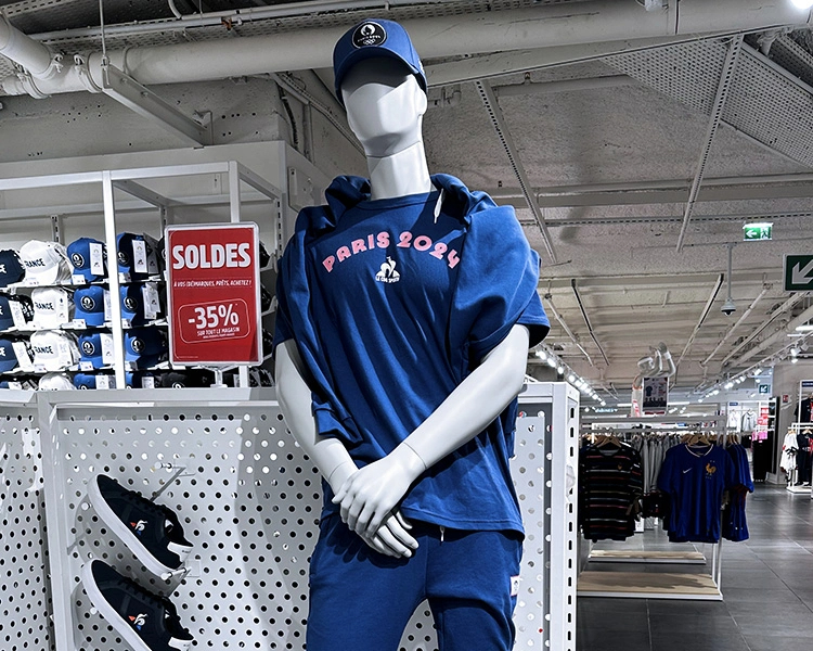 bink sport window mannequins