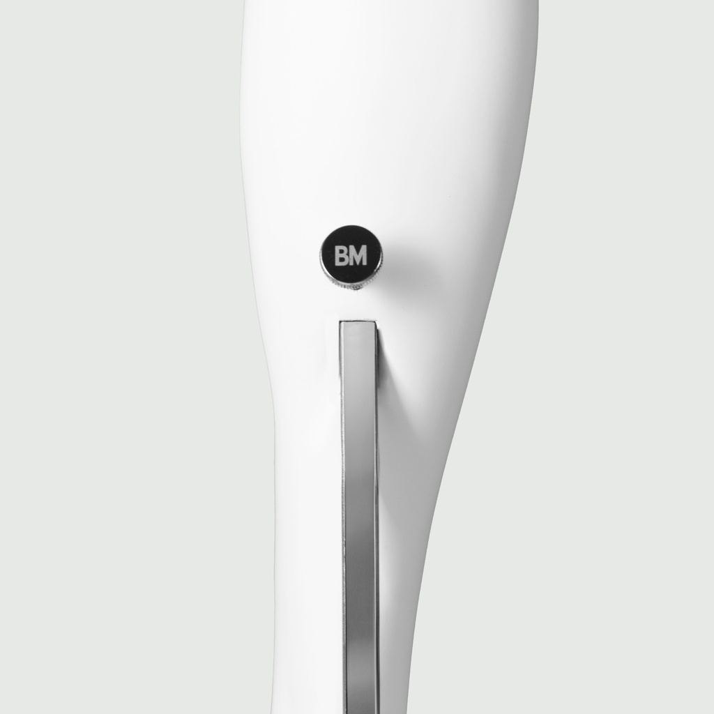 BINK - White abstract child mannequin, with abstract head, 6 years, white powdercoated base, pose CM304