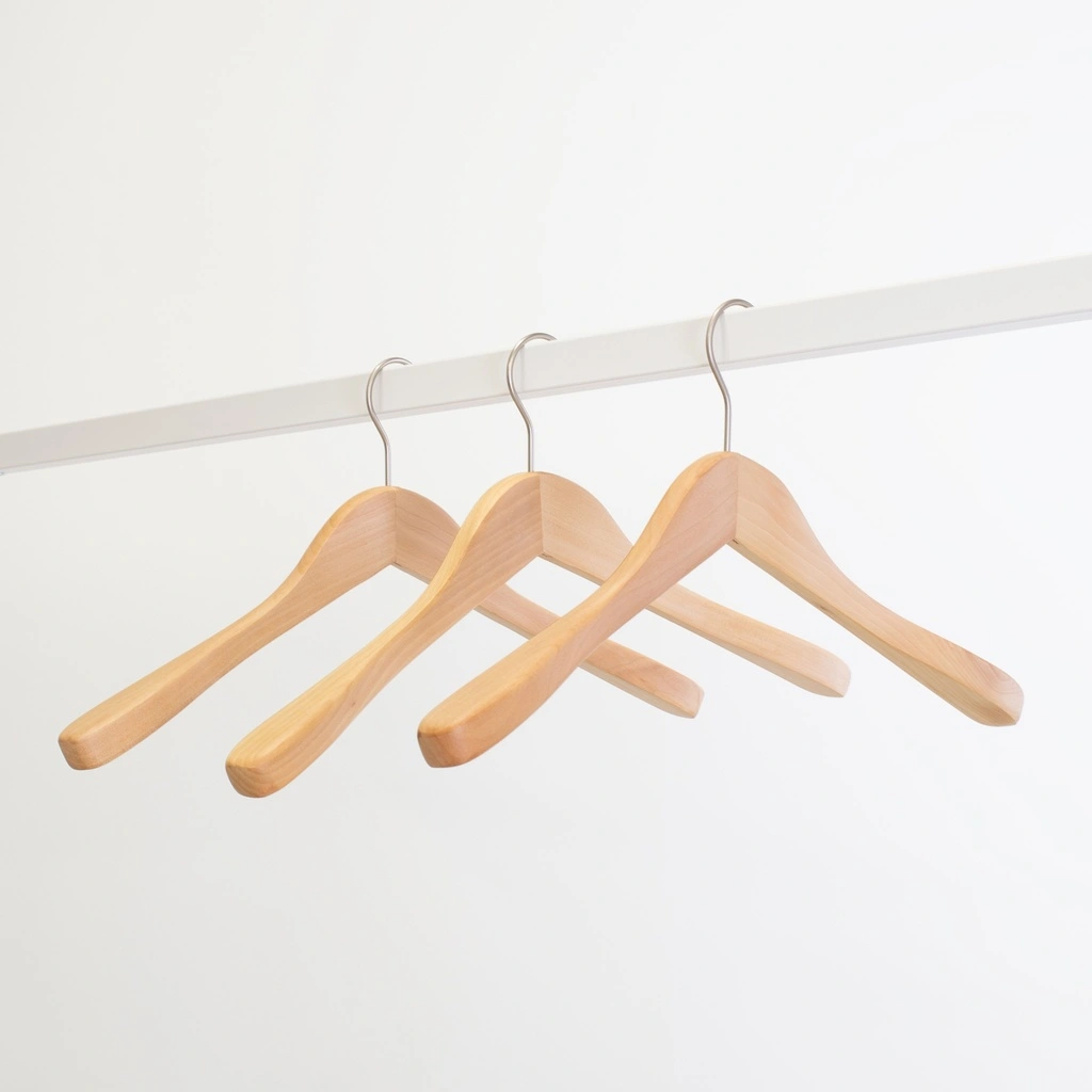 Kledinghanger lotushout naturel gelakt voor blazer, 3 cm schouderbreedte, 41 cm breedte, matte haak - doos van 50 stuks