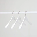 Gvrmd Klhanger, lotushout, haak in nikkel, wit mat - doos van 50 stuks