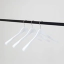 Gvrmd Klhanger, lotushout, haak in nikkel, wit mat - doos van 50 stuks