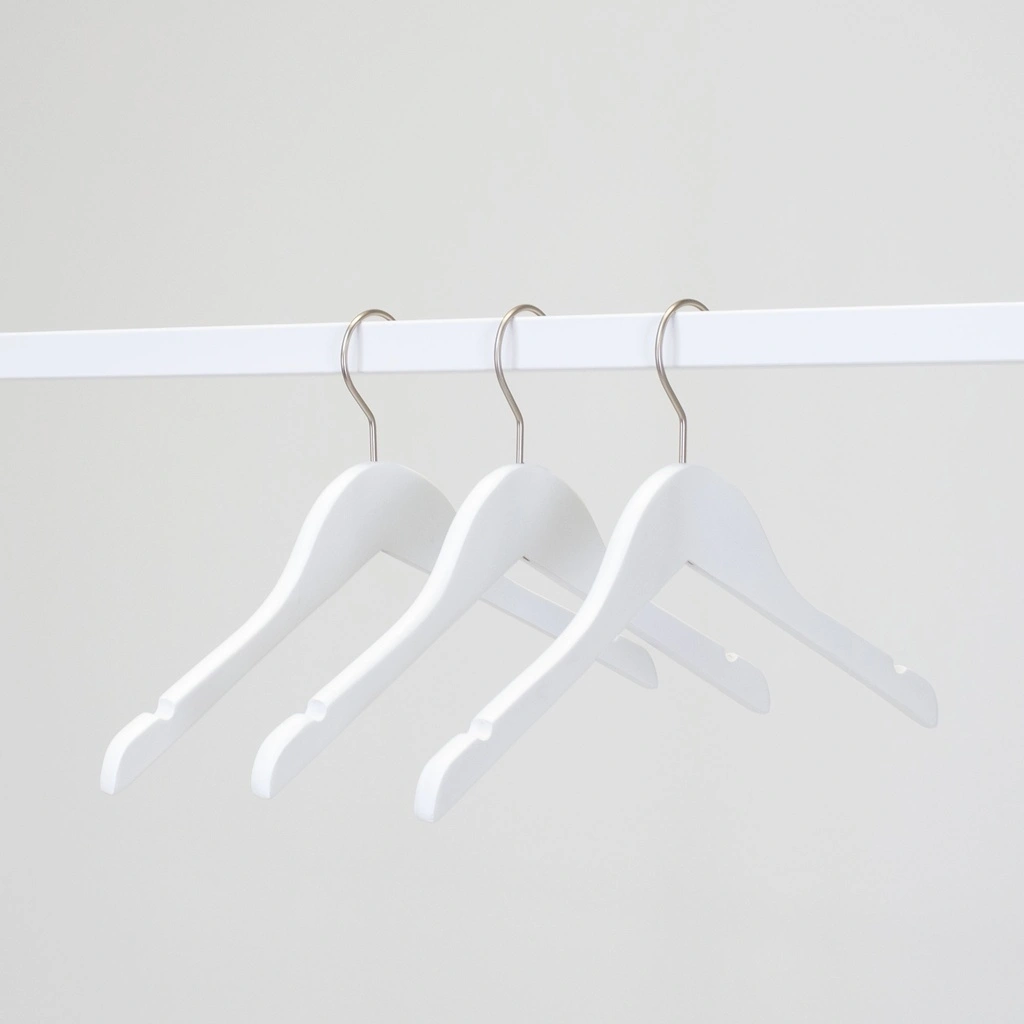Witte kapstok voor kinderkledij, 35 cm breedte, nikkel haak - doos van 100 stuks.
