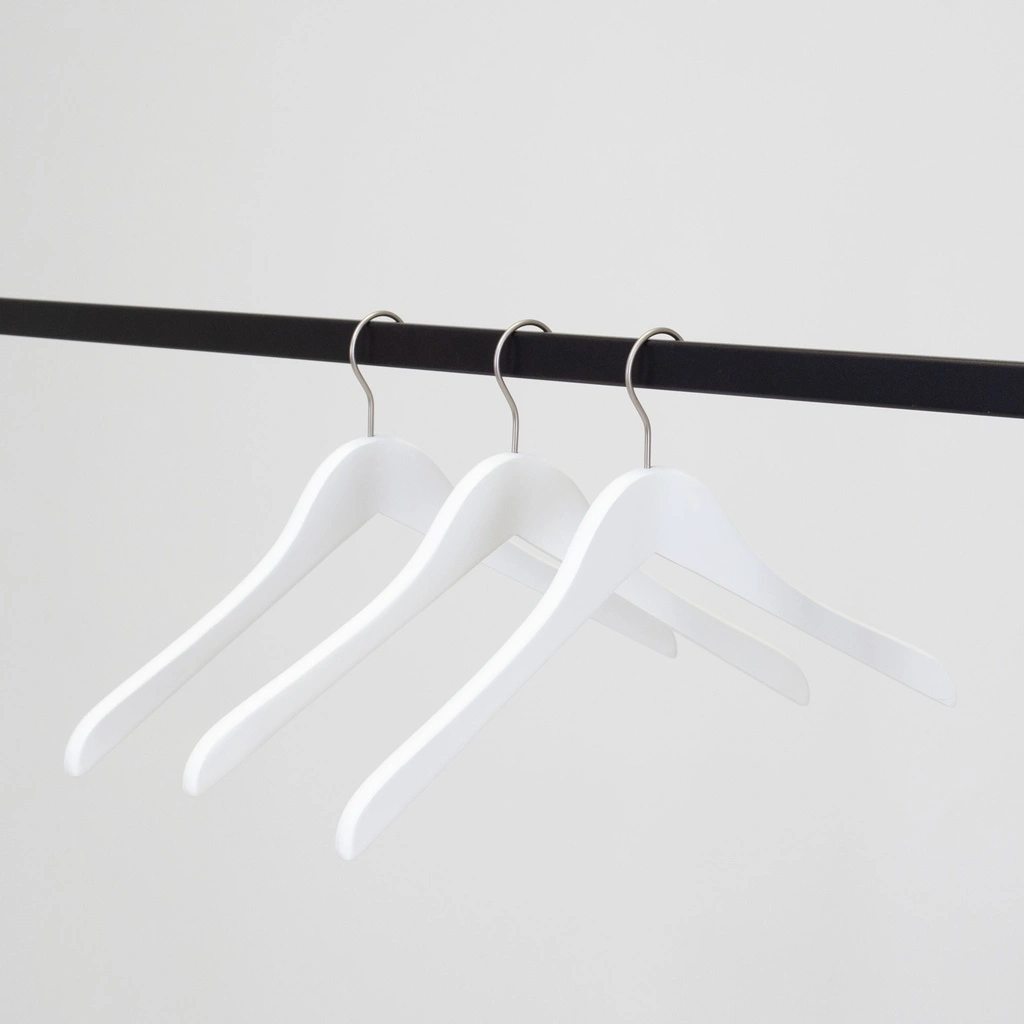 Witte kapstok zonder rokinkepingen voor dameskledij, 41 cm breedte, nikkel haak - doos van 100 stuks.