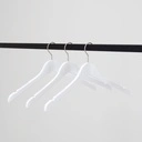 Witte kapstok met anti slip voor dameskledij, 41 cm breedte, nikkel haak - doos van 100 stuks.