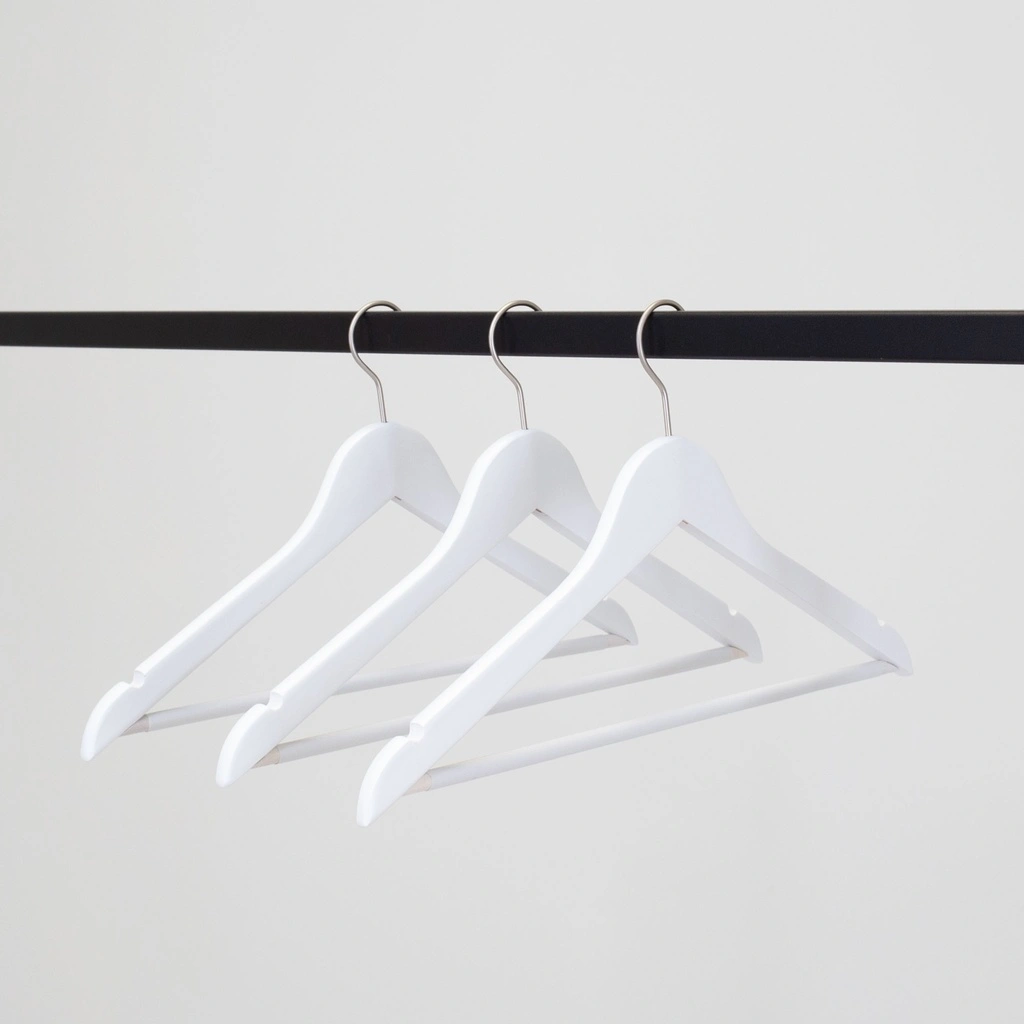 Witte kapstok met anti slip broeklat voor volwassenen, 44 cm breedte, nikkel haak - doos van 100 stuks.