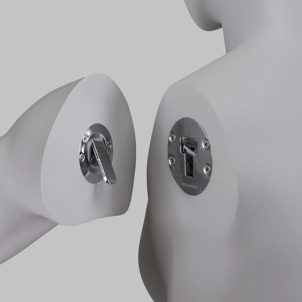 Lopende volslanke sport dames mannequin, grijs, abstract hoofd, staande pose 32