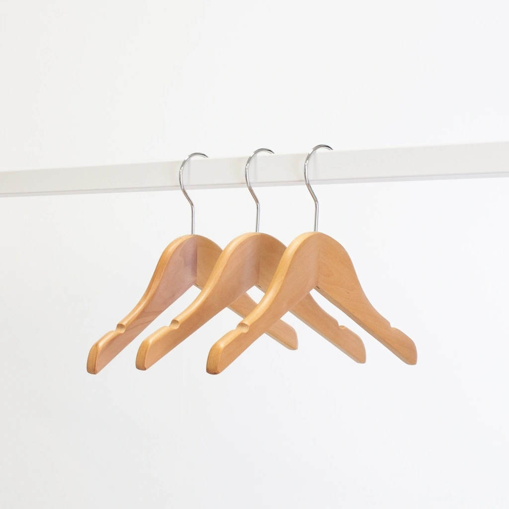 Kledinghanger lotushout naturel gelakt voor kinderkledij, 26 cm breedte, blinkende haak - doos van 100 st