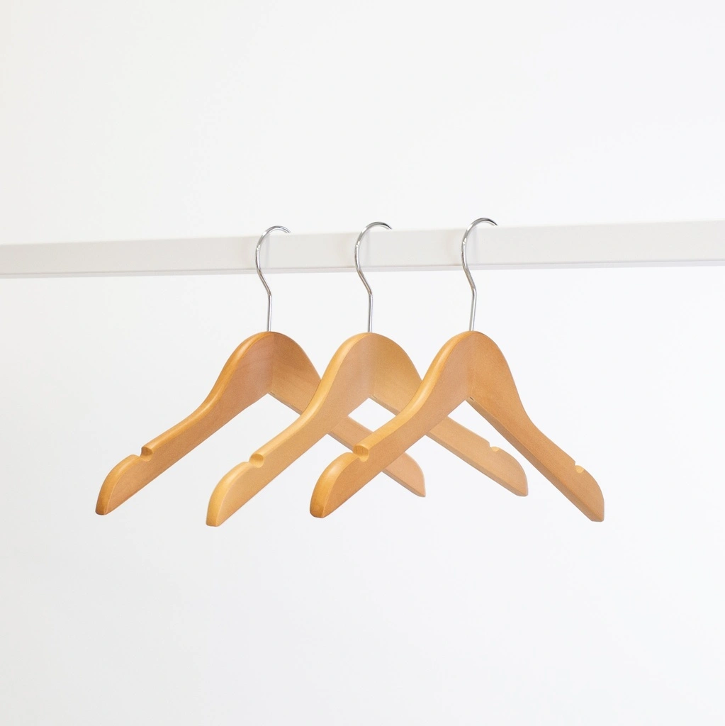 Kledinghanger lotushout naturel gelakt voor kinderkledij, 30 cm breedte, blinkende haak - doos van 100 st