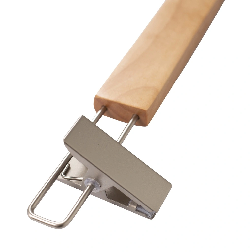 Kledinghanger met clips voor volwassenkledij, lotushout naturel gelakt, 38 cm breedte, matte haak - doos van 100 stuks.