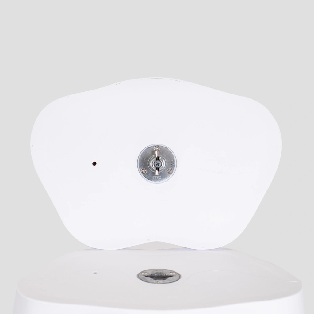 Onbreekbare heren mannequin, abstract hoofd, recycleerbare mannequin uit ABS plastic, glanzend wit, pose 12