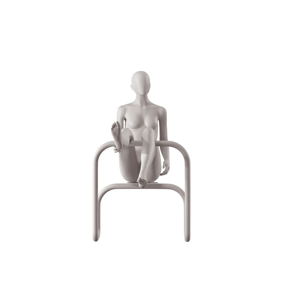 Dames mannequin, collectie NXT - gen Z, kleur lichtgrijs, zittende pose 002