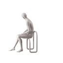 Heren mannequin, collectie NXT - gen Z, kleur lichtgrijs, zittende pose 024