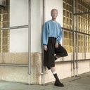 Realistische damesetalagepop, urban stijl, wit mat, staande pose 007