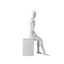 Stijlvolle herenetalagepop, semi-abstract hoofd, EU48, kleur wit, Mirror Mirror, zittende pose MM203