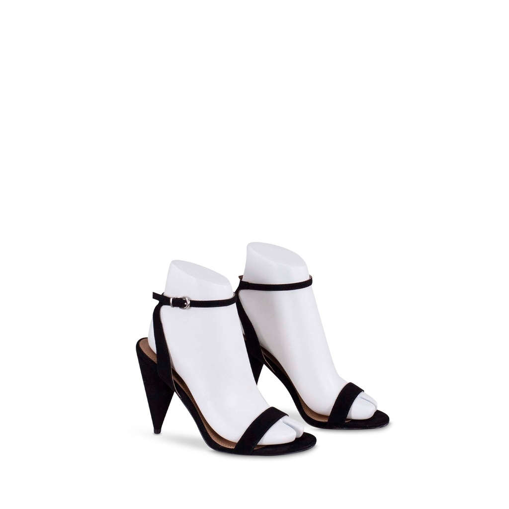 BINK - Pair of female feet, FRP polyester, white mat.