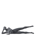 Maniquí de deporte gimnasio, mujer, gris grafito, cabeza estilizada, postura acostada 08