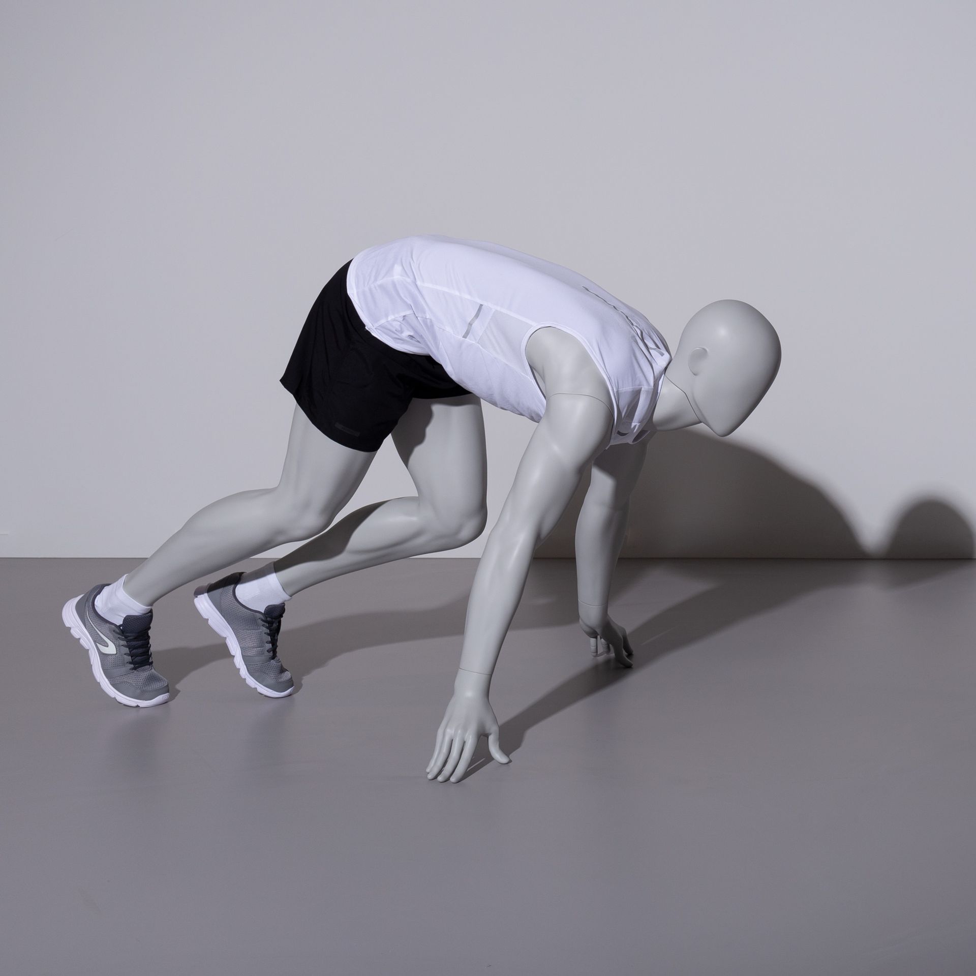 BINK - Start to run sport heren mannequin, grijs, abstract hoofd, pose 303