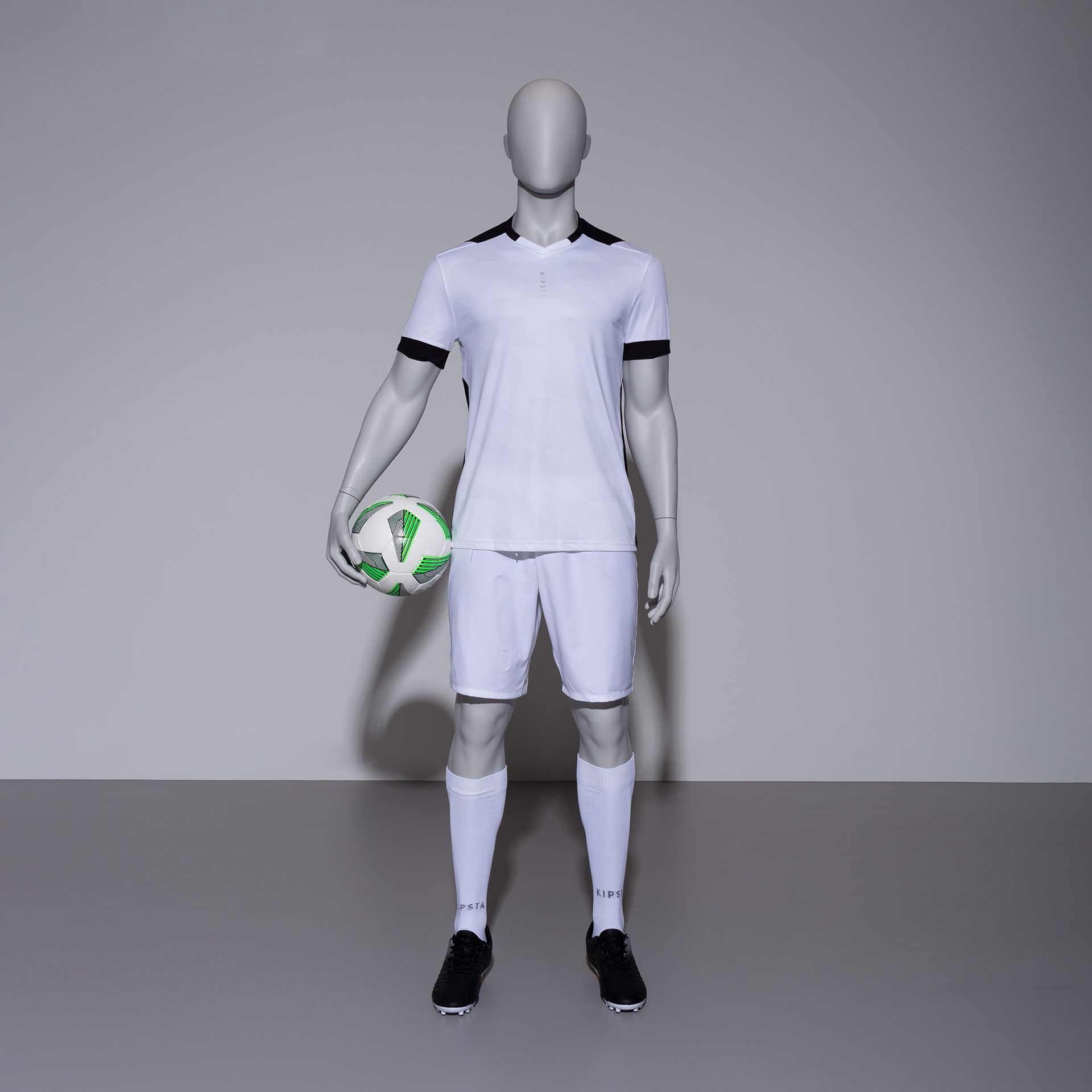 BINK - Soccer sport mannequin, male, grey, abstract head, standing pose 309